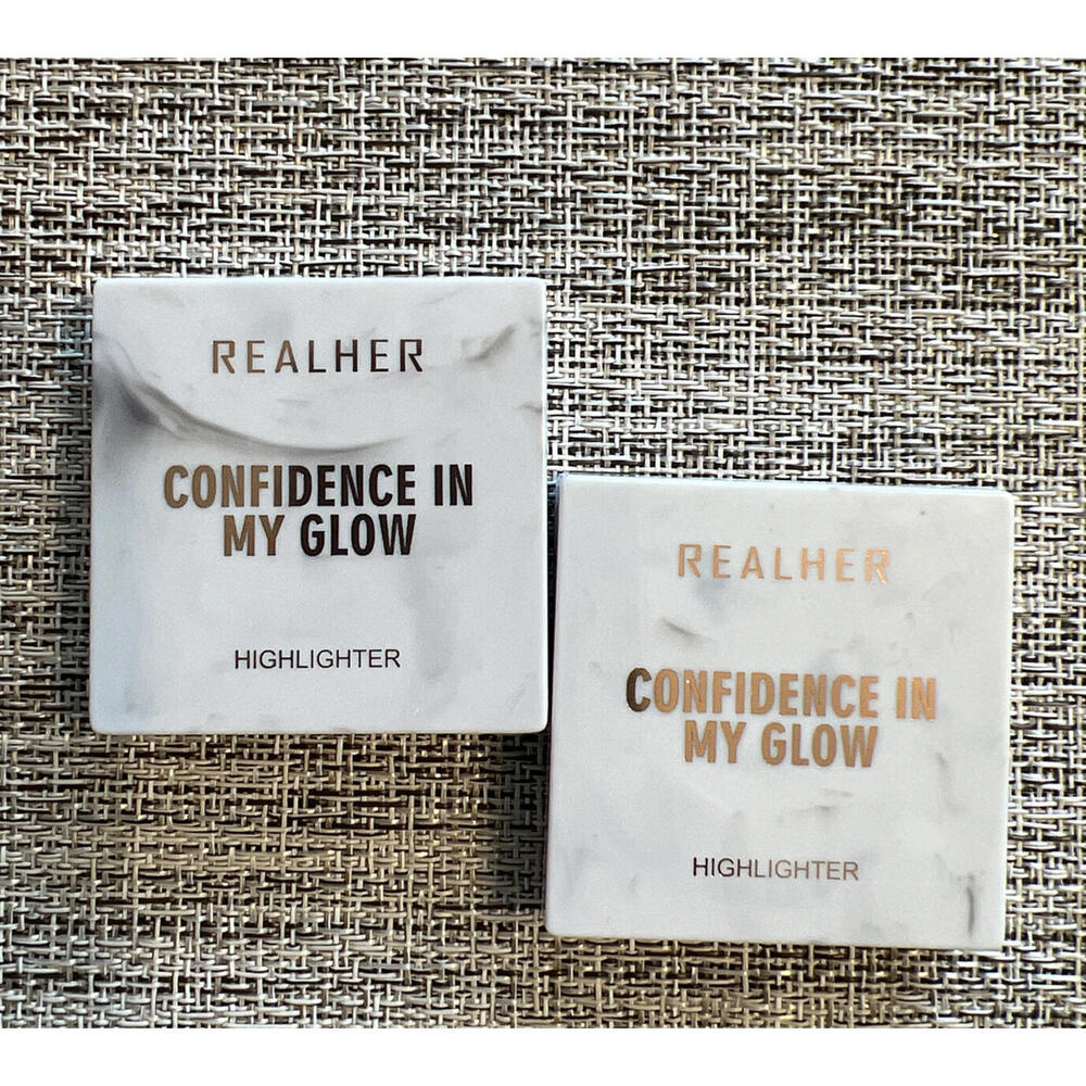 REALHER Confidence In My Glow Highlighter travel size 2.50g/0.09oz Lot of 2  E5 - Picture 3 of 3